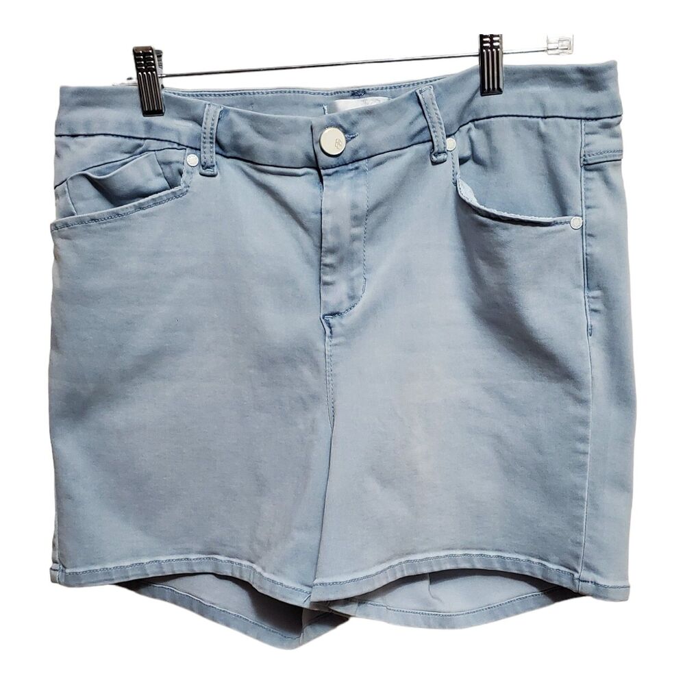 1822 Denim Better Butter Shorts 18W Plus Size Light Blue Soft Stretchy